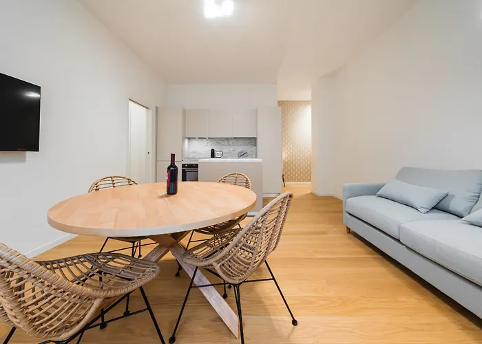 Re Enzo - 10 Minutes Walk To Piazza Maggiore شقة بولونيا